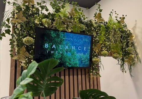 Balance Twent One Entrance Balance Twent One Entrance